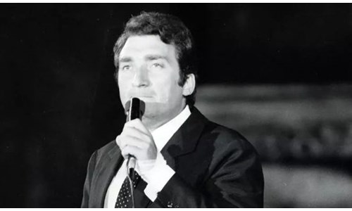 İTALYAN YILDIZ TONY DALLARA YAŞAMINI YİTİRDİ